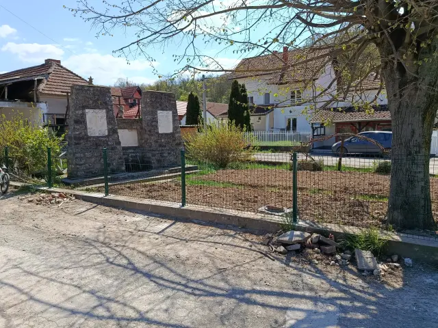 Spomen-česma palim borcima